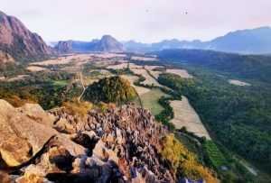 que ver en vang vieng