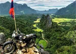 miradores de vang vieng
