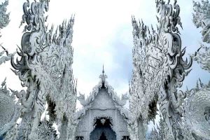 templo blanco chiang rai